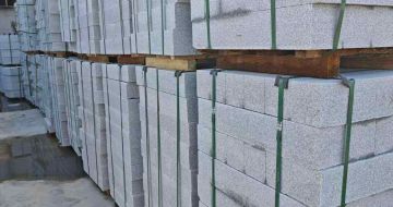 盐城芝麻白路牙石，路侧石