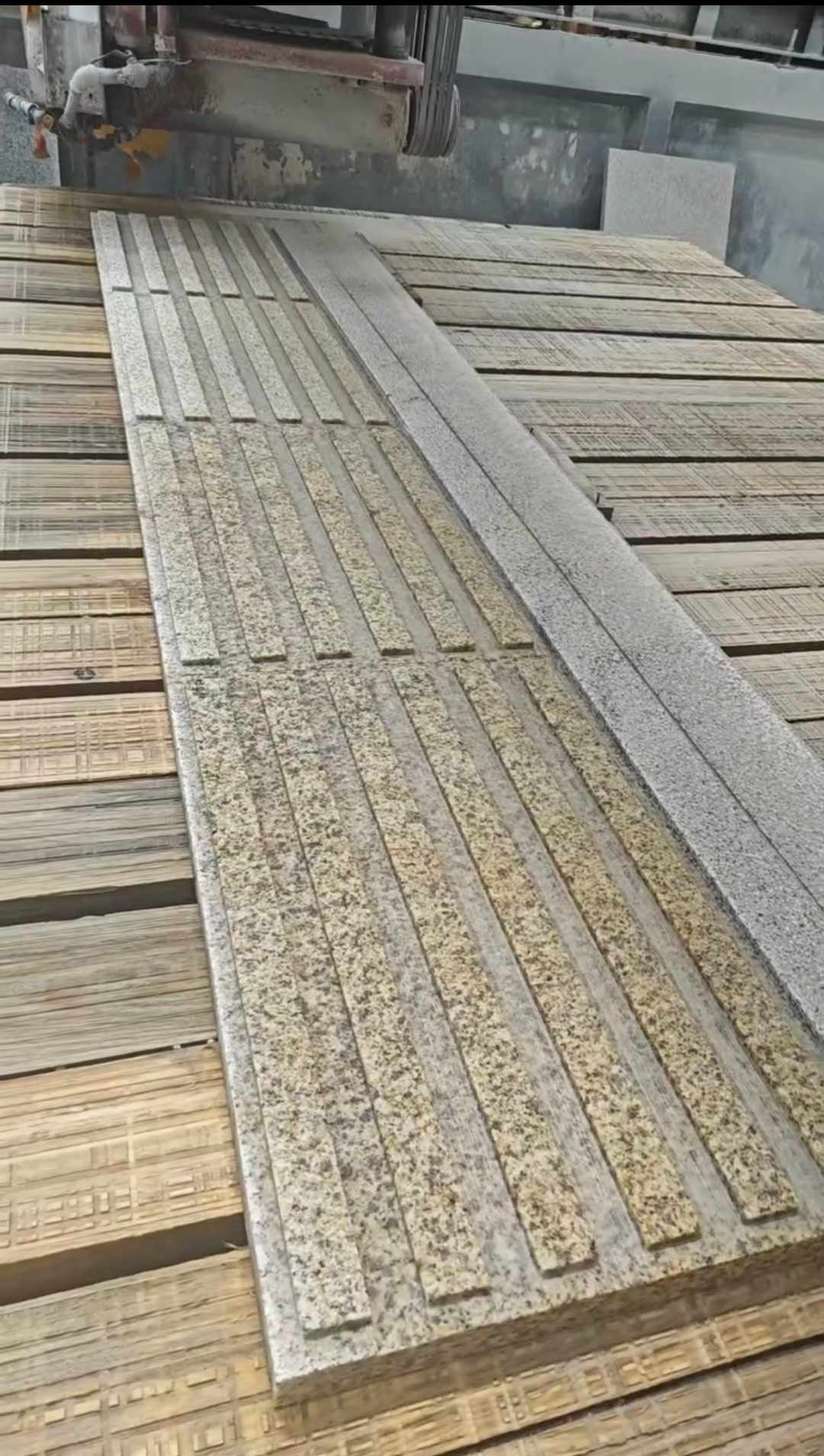 盐城黄金麻盲道石 盲条