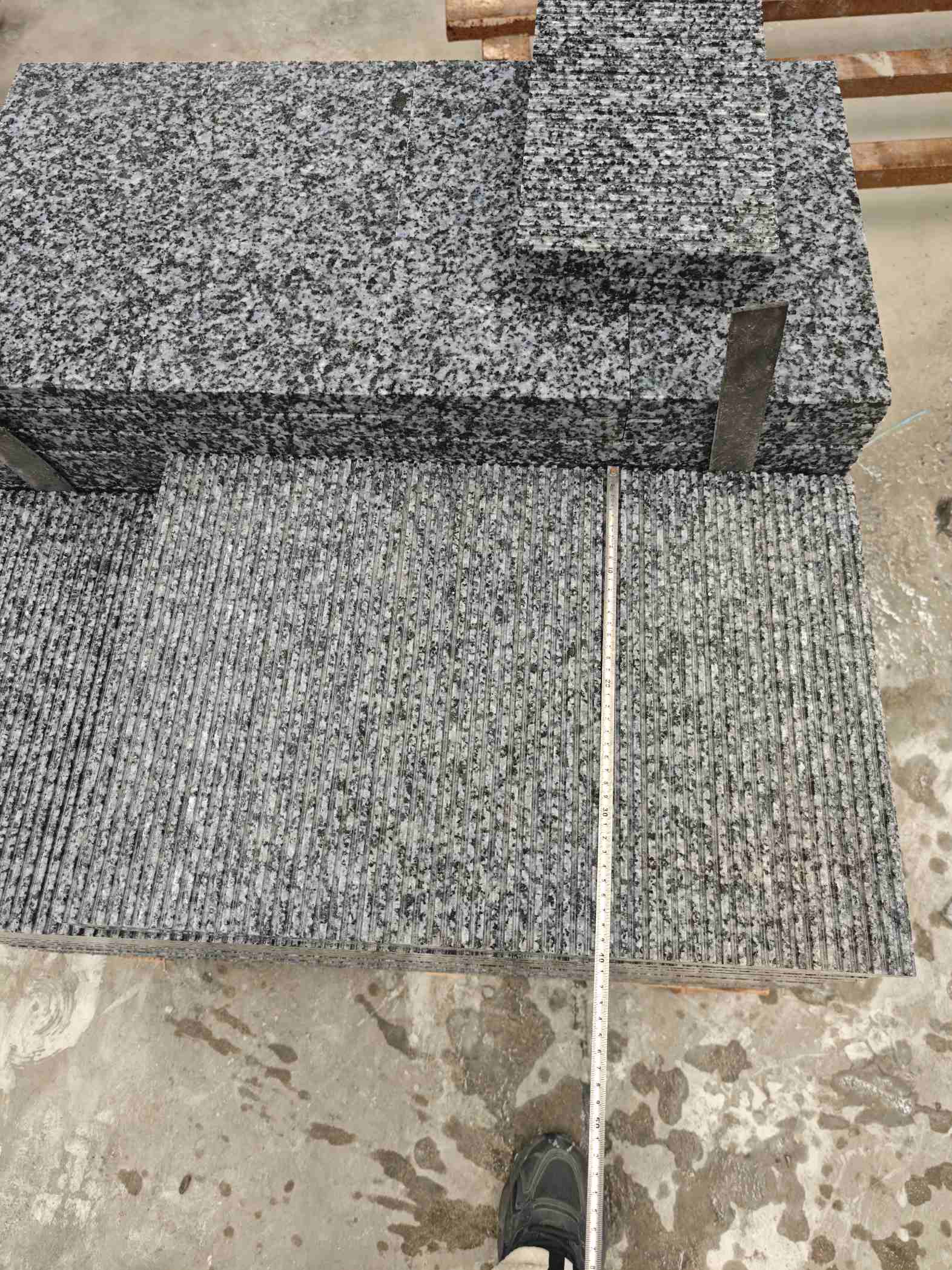 盐城芝麻黑拉丝面